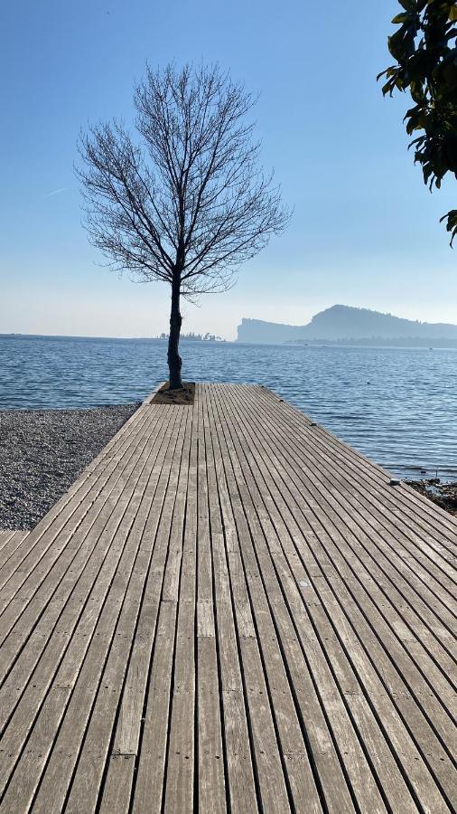 Casa Vacanze Gardiolina San Felice del Benaco Exterior foto